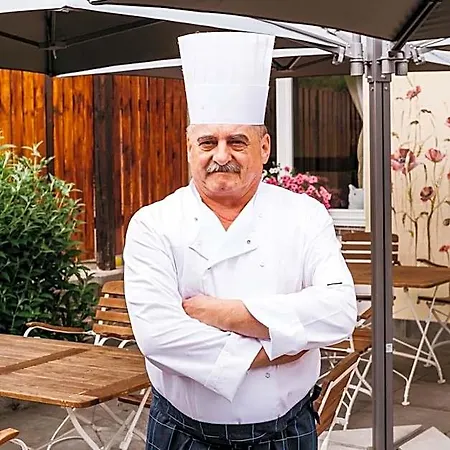 Za Wsia Hotel