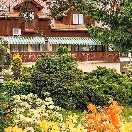 Za Wsia Hotel 3*